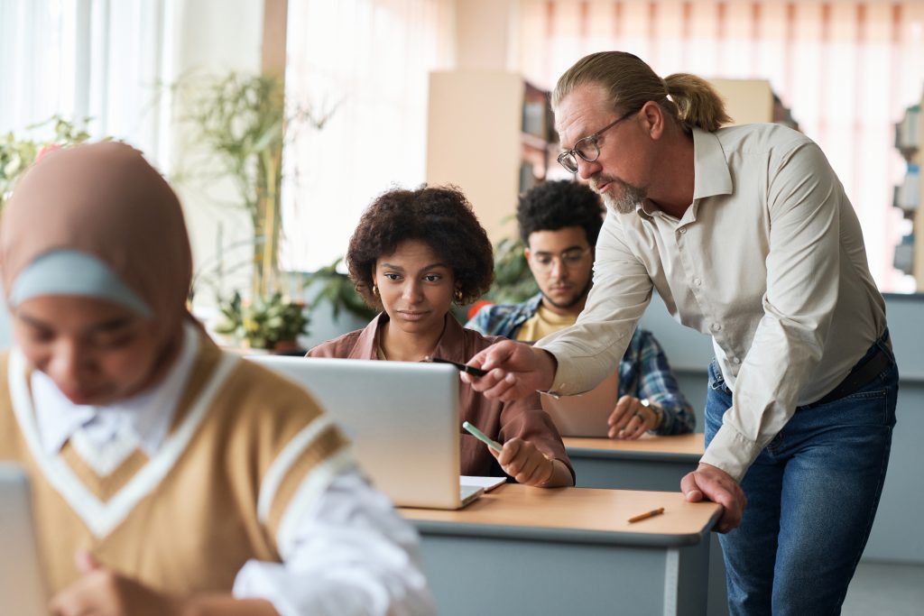 Network Supports Teachers